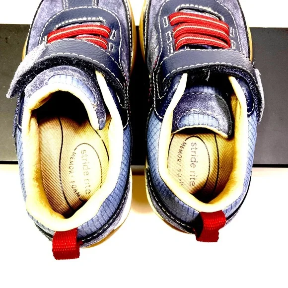 Stride Rite - Picture 6 of 13